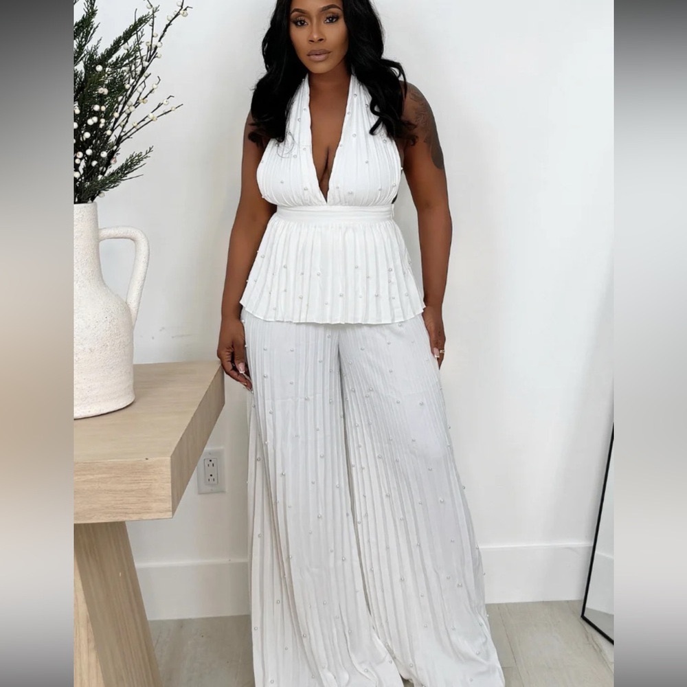 Chic White Halter Jumpsuit
